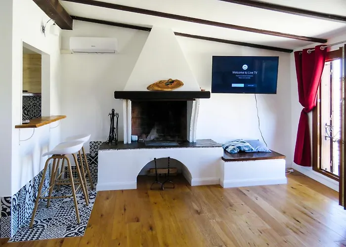 Mattia's Penthouse - View Over Trastevere Roofs *